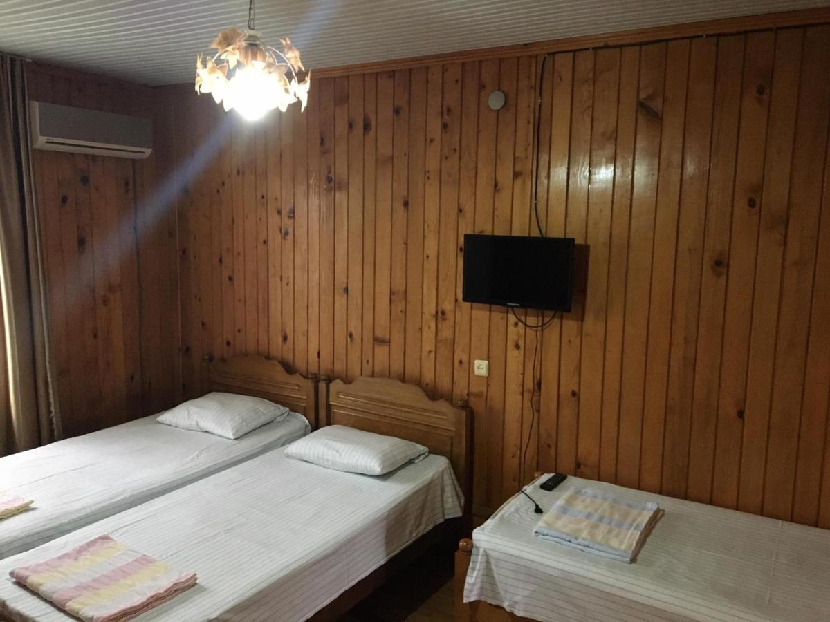 Guest House Roman/Gonio Exterior foto