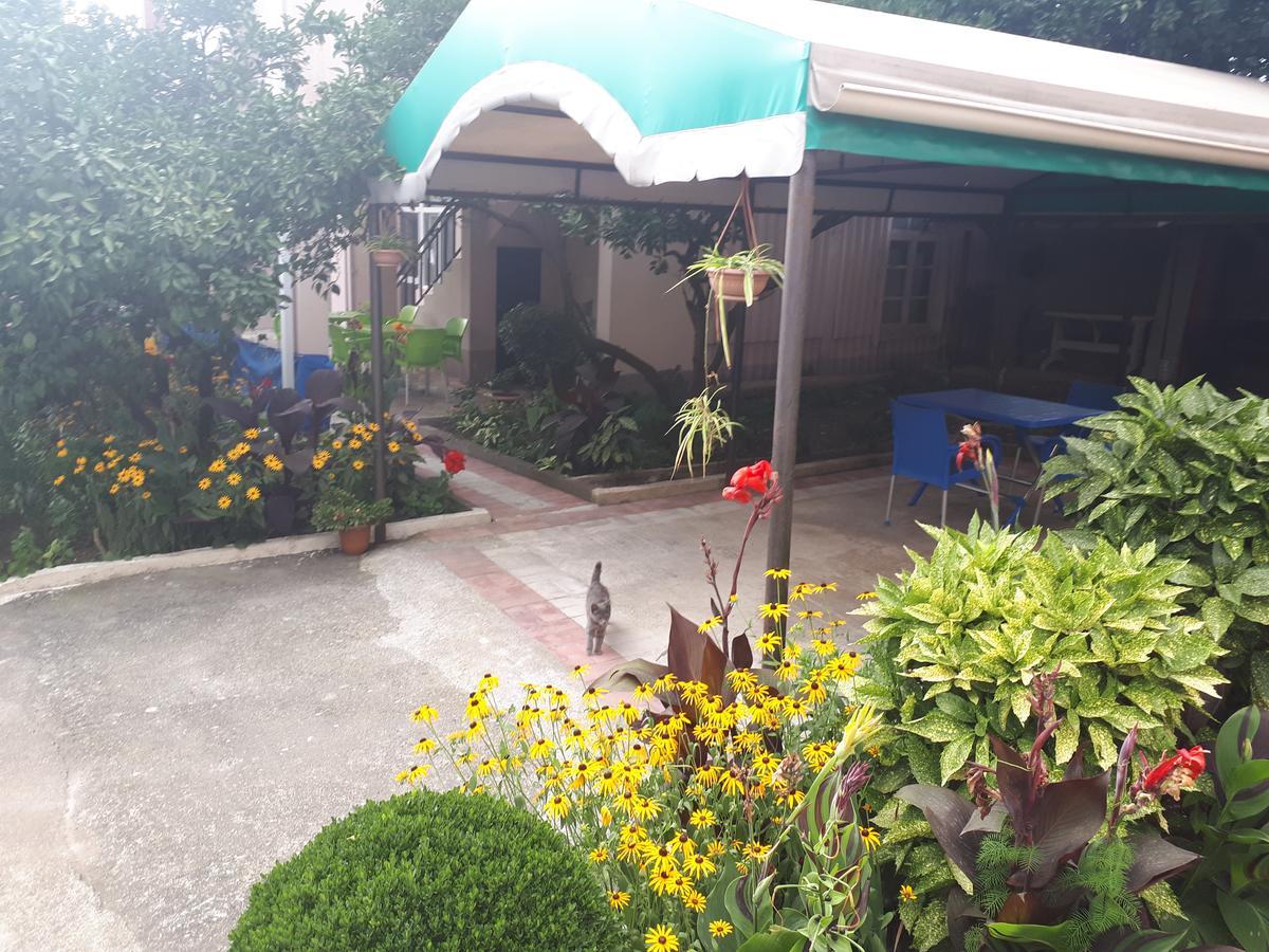 Guest House Roman/Gonio Exterior foto